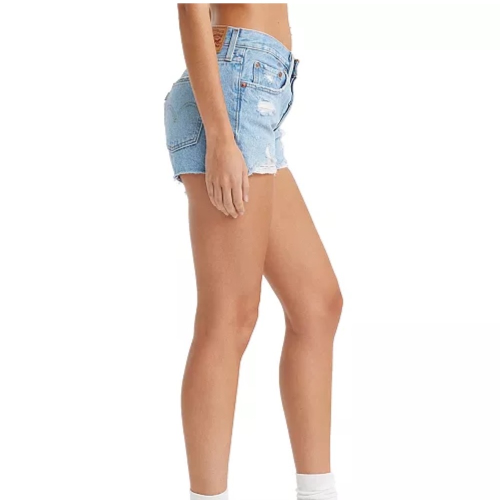Levi’s 501 blue light wash denim cutoff shorts NWOT - Picture 3 of 8